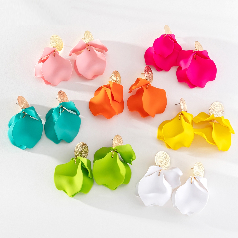 ใหม่สไตล์โบฮีเมียนพู่สีทึบต่างหูดอกไม้กลีบสีสเปรย์จีบลูกอมสีแฟชั่นเครื่องประดับวางต่างหูหญิง พีดี1123