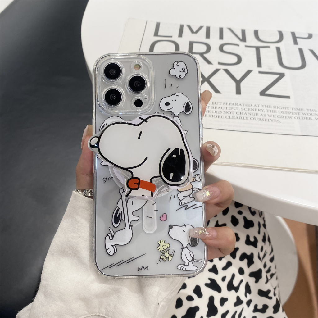 Snoopy iPhone 17Promax 17 Magnetic Phone Cover 16Pro 13 Magnetic Holder ไร้สายชาร์จ iPhone Case สําหรับ iPhone 17Air 16 15Promax 15 14 14Promax 12 11