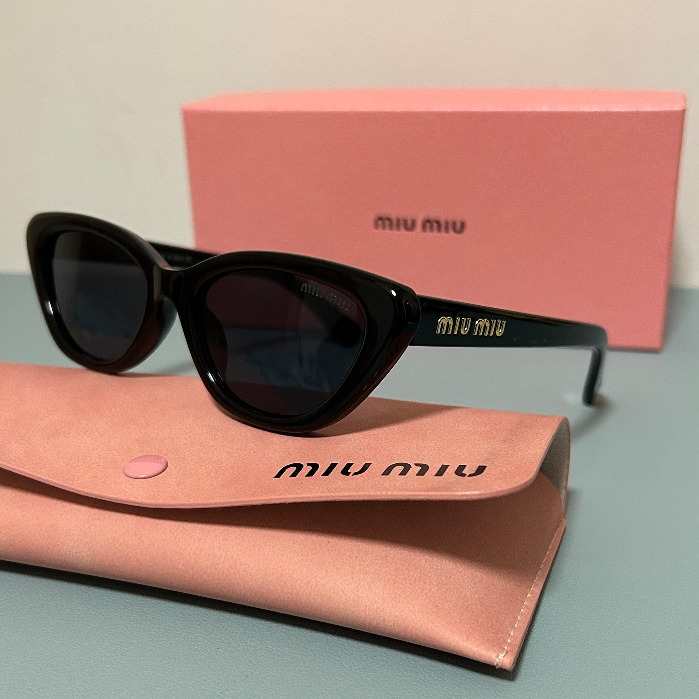 miu มิอุ เจ้าหญิงบุคลิกภาพแนวโน้มแฟชั่นต้องละเอียดอ่อนแมวน่ารักตาบรรยากาศป้องกันรังสีอัลตราไวโอเลตหรูหราเลือกแว่นตากันแดดอารมณ์สูงดาวสไตล์เดียวกันแว่น 3951