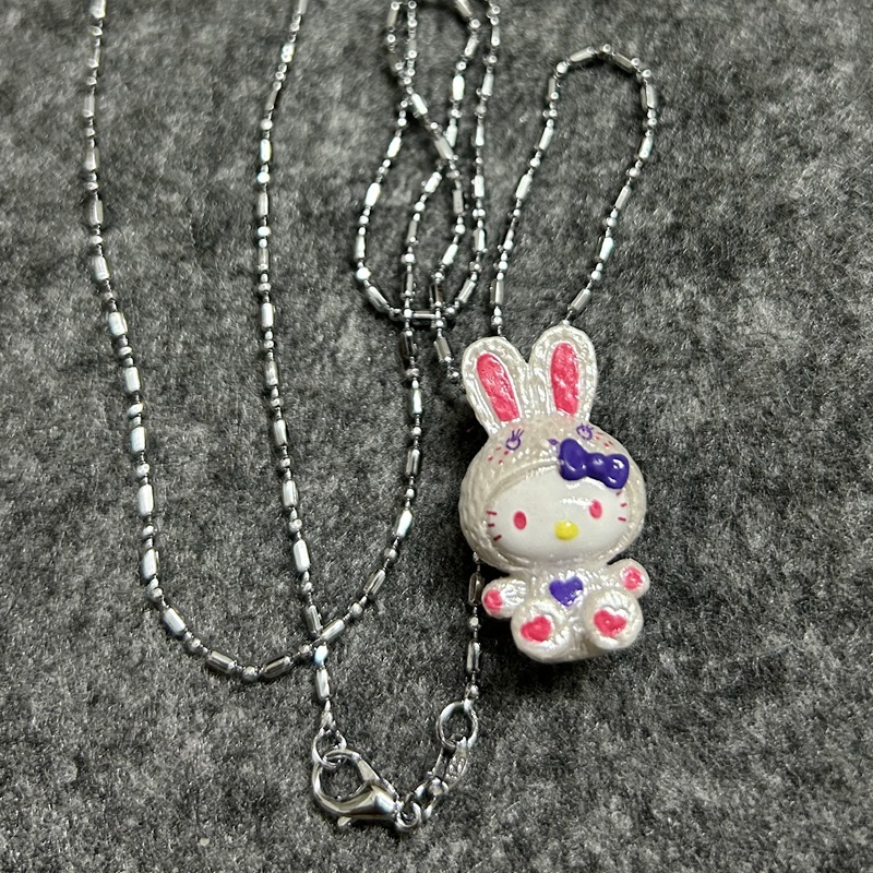 1 ชิ้นอะนิเมะการ์ตูนรูปสร้อยคอคอจี้ StellaLou Duffy Bear Hello Kitty กระต่าย Kirby DIY Mini PVC Action Figures ตุ๊กตาของเล่น - รูปที่ 4