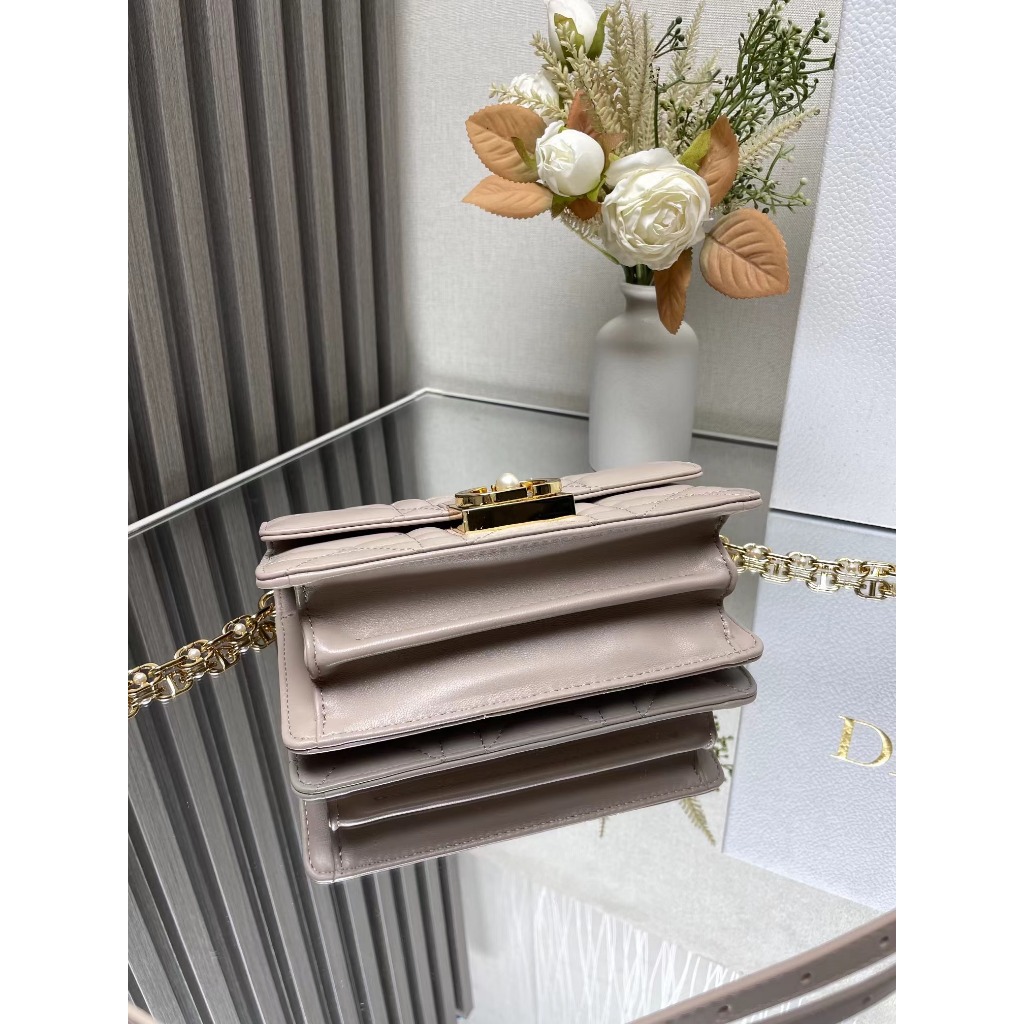 สั่งซื้อต้นฉบับสไตล์ใหม่ ANGE กระเป๋าถือ Cowhide หวายขนาดใหญ่ลายสก๊อต M4401 Retro แบบพกพาไหล่เดียว Messenger หญิงกระเป๋า DI999999-0706