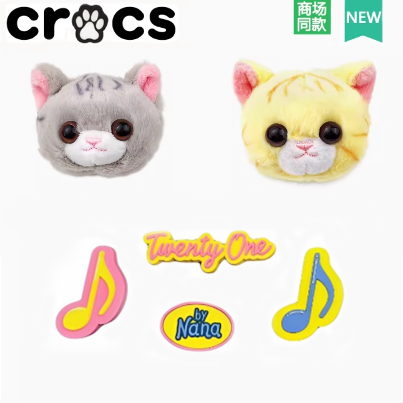 Crocs รองเท้า crocs สไตล์ใหม่ เครื่องประดับดอกไม้ Ouyang Nana สไตล์เดียวกัน Cat Note ชุดสี่ชิ้น Carl