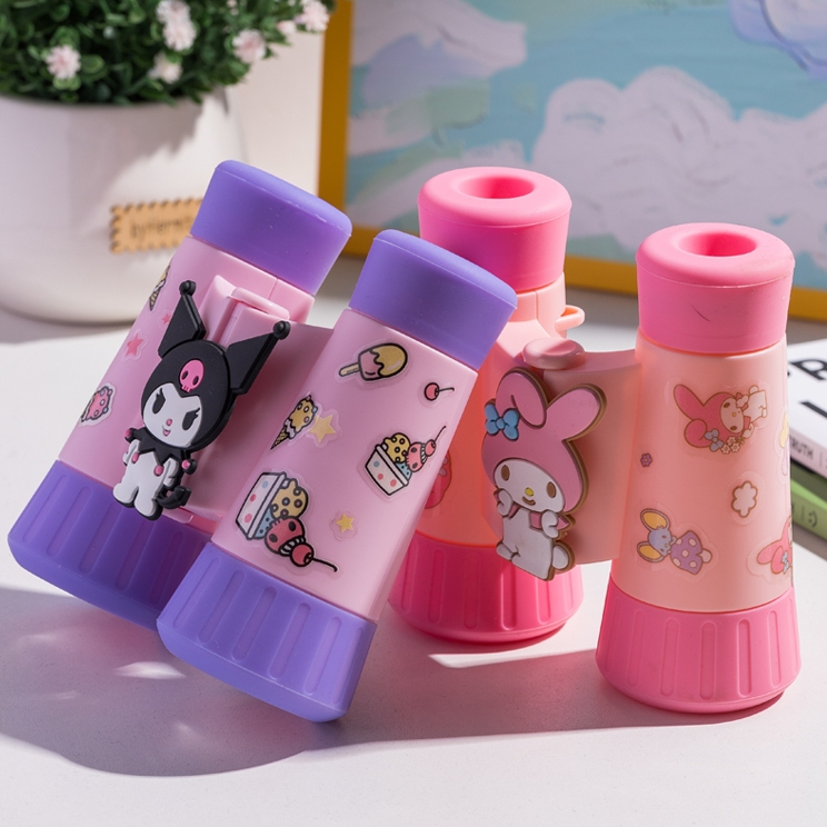 กล้องส่องทางไกล Sanrio Kunomi Binocular ของแท้ พร้อมสายคล้องคอ，กล้องส่องทางไกล ของเล่นเด็ก เลนส์ ใช้ได้จริง เสริมสนุกนอกบ้าน สังเกต