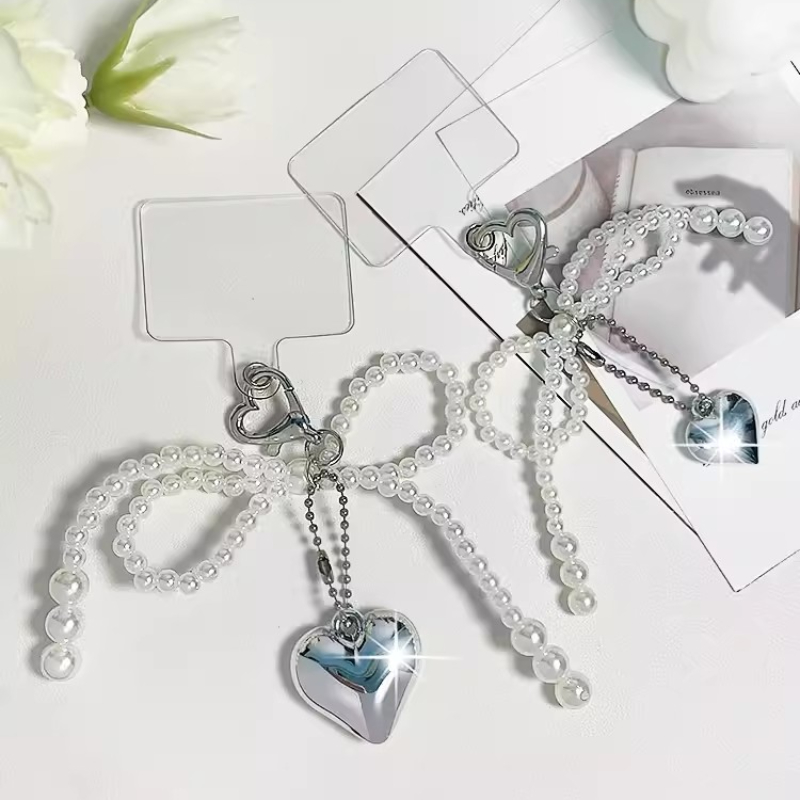 ที่ละเอียดอ่อนลูกปัดพวงกุญแจ Handmade Pearl Bow รูปจี้พวงกุญแจหัวใจพวงกุญแจเครื่องประดับ Pearl ตกแต่งสําหรับกระเป๋าโทรศัพท์