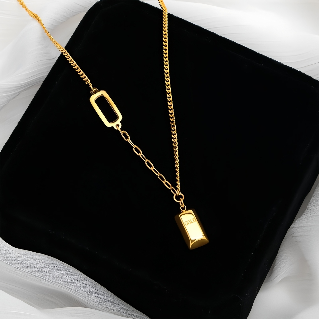 18k Gold-Plated Get Rich Double-Sided Small Gold Bar สร้อยคอเหล็กไทเทเนียมแฟชั่น Non-Fade จี้เรียบง่ายหรูหราที่ไม่ซ้ํากัน Clavi