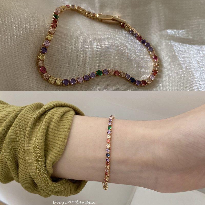 แฟชั่นผู้หญิงเครื่องประดับสร้อยข้อมือ พลอยเทียม สีสันสดใสเรียบง่าย