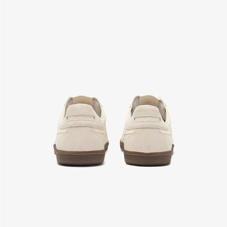 Onitsuka TOKUTEN SLIP-ON Off-White SLIP-ON รองเท้าเทรนนิ่งเยอรมันรองเท้าผ้าใบ