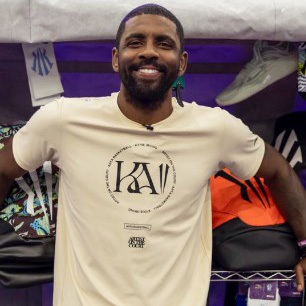 ANTA Kyrie Irving KAI ไค ไครีเออร์วิง เสื้อยืด ไค ดูดซับเหงื่อ ระบายอากาศ นุ่ม เท่ กีฬา 1724C1111