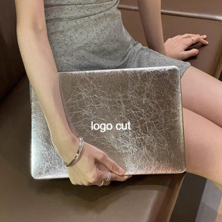 Cool Silver Crack รูปแบบหนังสําหรับ 2024 Macbook Air M3 13.6…