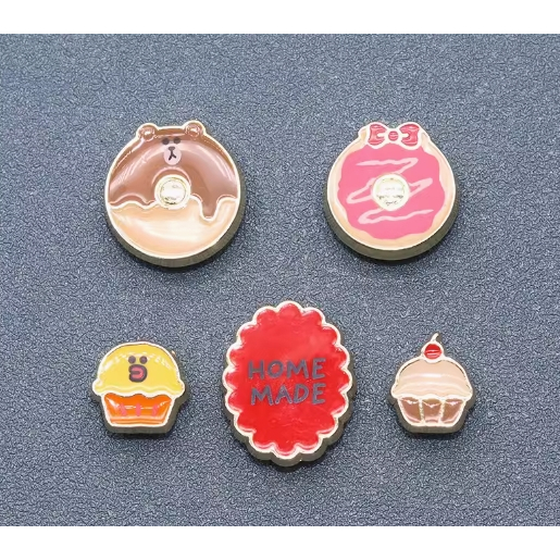 Jibbitz crocs/ jibbits/jibbitz/jibits/gibbitz/ หัวเข็มขัดโลหะอุปกรณ์เสริม diy crocs ตกแต่งหัวเข็มขัด