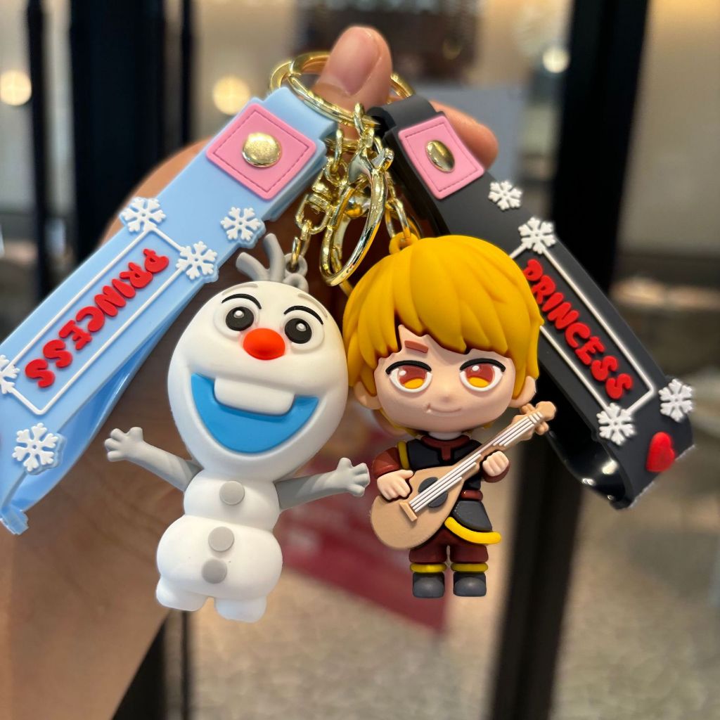 พวงกุญแจแช่แข็งน่ารัก Elsa Princess Anna Olaf Hans ตุ๊กตากระเป๋าเป้สะพายหลังจี้ตุ๊กตาอะนิเมะ