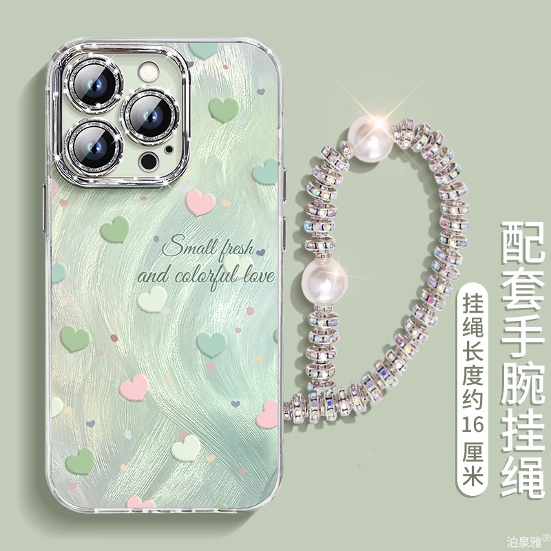 เหมาะสําหรับเคส iPhone IP11, IP12, IP13, IP14PLUS, แหวนเลนส์ระดับไฮเอนด์ที่ทนทานกันกระแทก IP15PRO MAX, IP12 PRO, IP 13PRO MAX, ขาตั้งรูปหัวใจสีขนนก, สร้อยข้อมือเคสโทรศัพท์