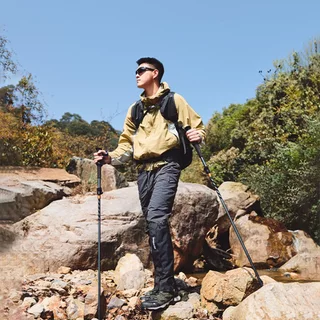 Naturehike ChangFeng 3 ส่วนคาร์บอนไฟเบอร์อลูมิเนียม Trekking Poles พับ 35 ซม.น้ําหนักเบาเสาเดินป่า