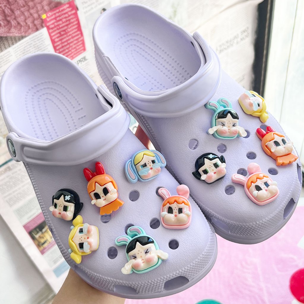 Jibbits 6pcs รองเท้า charm jibbitz crybaby แฟชั่นสร้างสรรค์น่ารักรองเท้าแตะรองเท้า Comfort จิ๊บบิท DIY รองเท้าหัวเข็มขัด