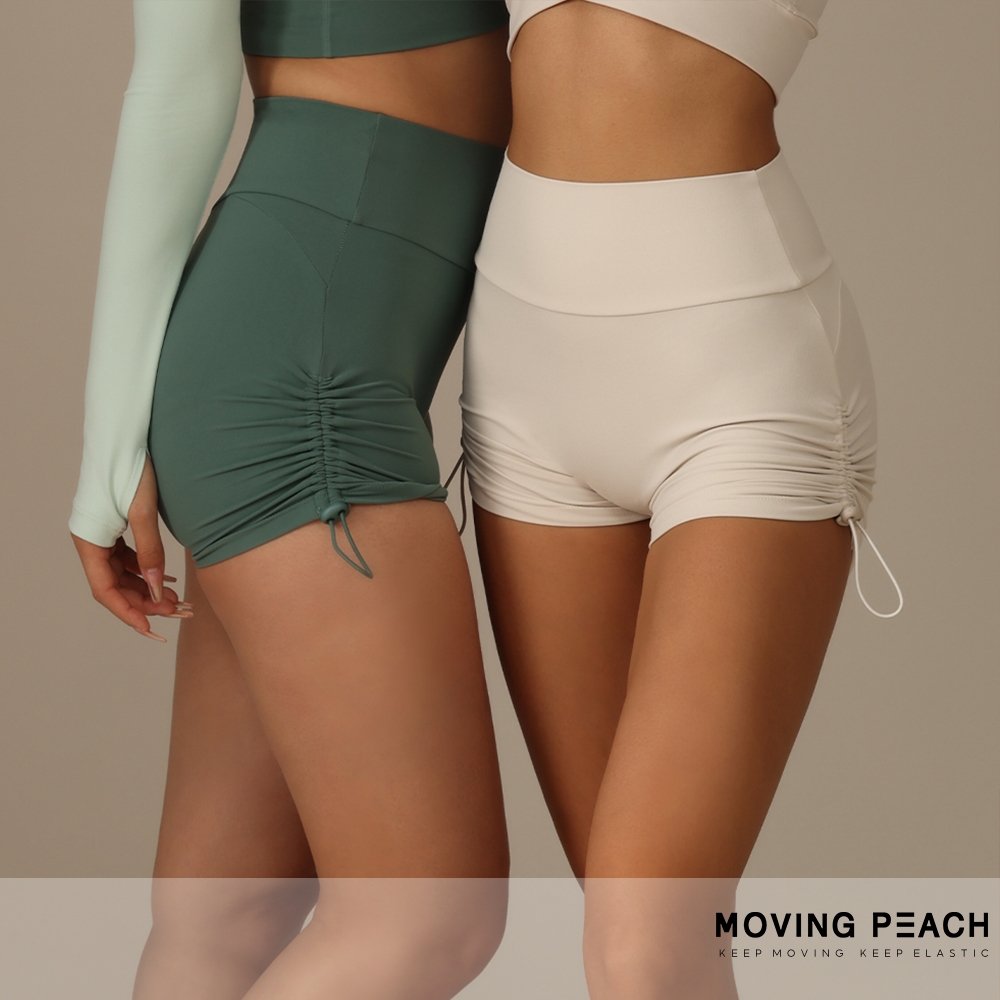 Moving Peach ผู้หญิงโยคะกางเกงขาสั้นเอวสูง Butt Lifting กลางแจ้งวิ่งฟิตเนสกางเกงขาสั้น 3 "ปรับด้านข้าง Bungees CPN