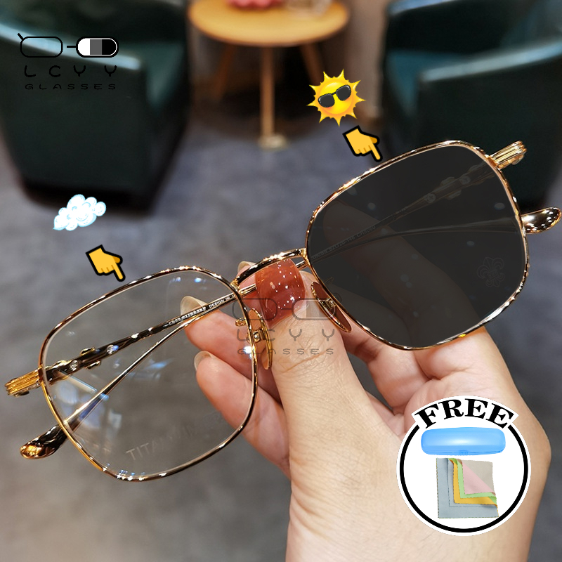 ฟรีกล่องกระจก+ผ้ากระจก LCYY Photochromic ป้องกันรังสีแว่นตาสําหรับผู้หญิงผู้ชายโลหะเปลี่ยนเลนส์กรอบแว่นตา Transition แว่นตาป้องกันแสงสีฟ้า9005 ราคา ถูกที่สุด ดีลบีเคเค รูปภาพหลัก