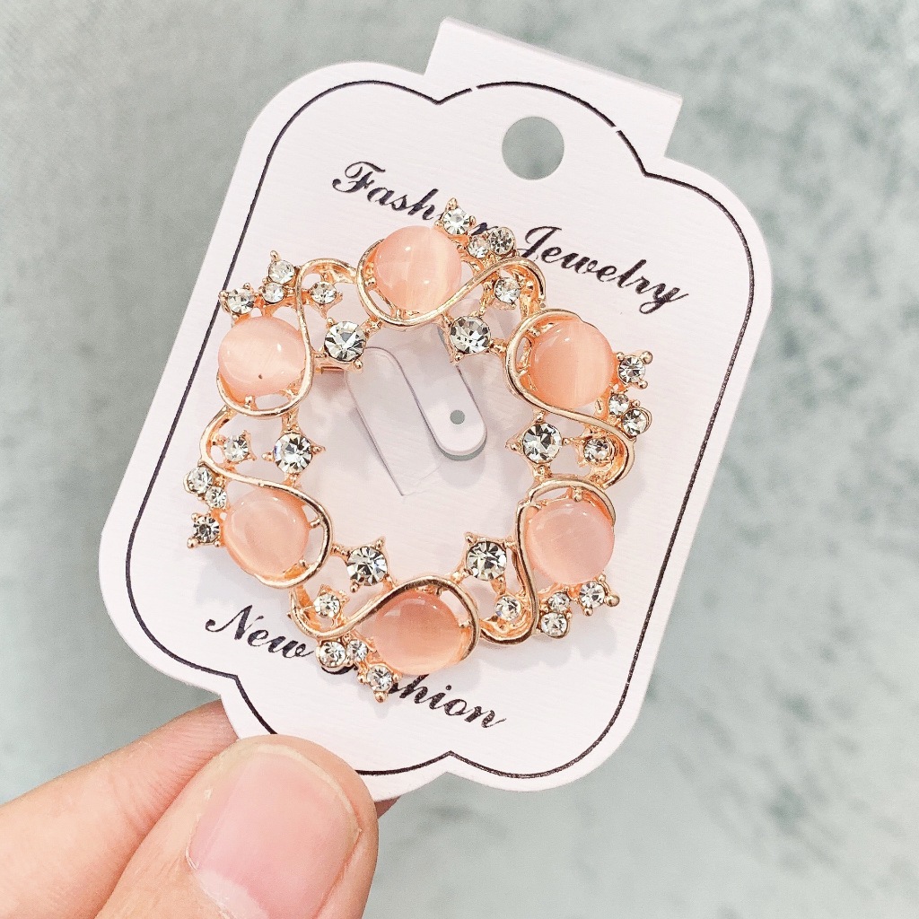 เข็มกลัด Rhinestone ดอกไม้ High-End Garland Anti-glare เข็มกลัดโอปอล Pin