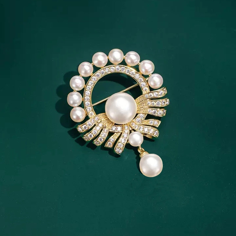 เข็มกลัด โลหะผสม รูปหยดน้ํา ประดับไข่มุก พลอยเทียม สไตล์เกาหลี ระดับไฮเอนด์ เครื่องประดับ สําหรับติดผ้าพันคอ