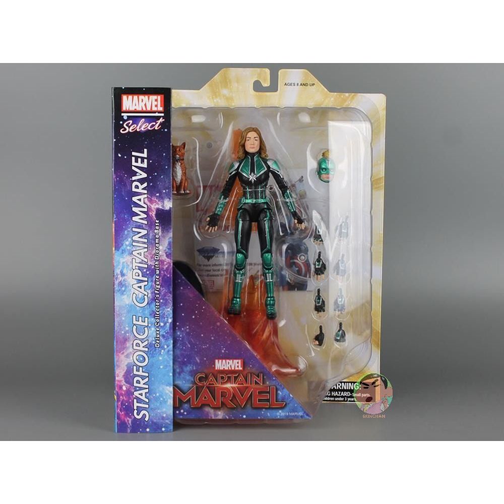 DST Captain Marvel Marvel Select Captain Marvel Action Figure