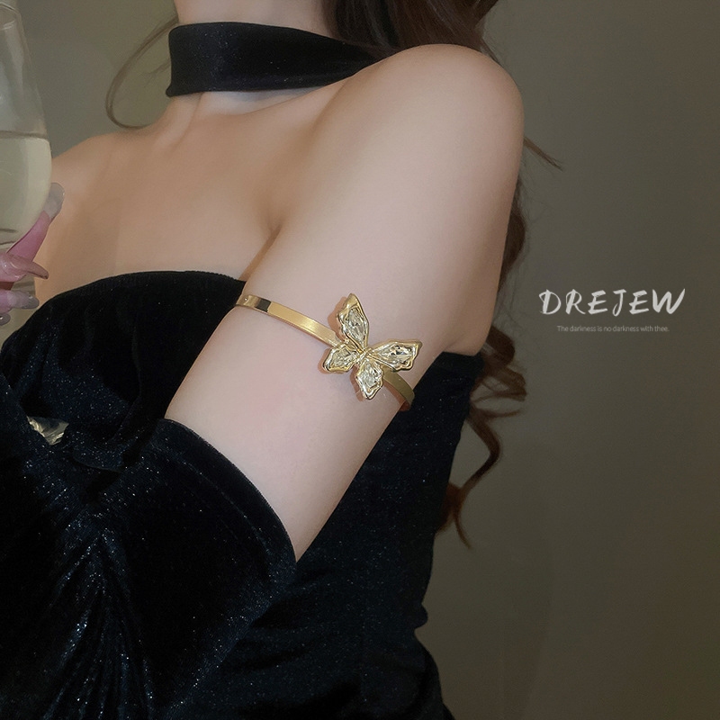 DREJEW เดรเจว ปลอกแขนสร้อยข้อมือเปิดผีเสื้อหุ้มเพชรประกายสุดแฟชั่นสร้อยข้อมือหรูหราเบาๆระดับไฮเอนด์และหลากหลายเครื่องประดับมือส