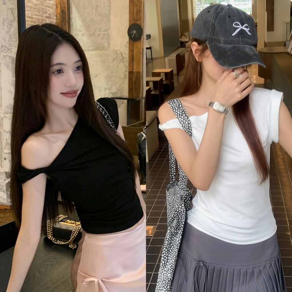 Bella Shop 🌻เสื้อยืดสไตล์เกาหลี💕รออกแบบความรู้สึกไหล่เฉียงเซ็กซี่แขนสั้น✨✨สุภาพสตรีฤดูร้อนความรู้สึกแฟชั่นแขนสั้น