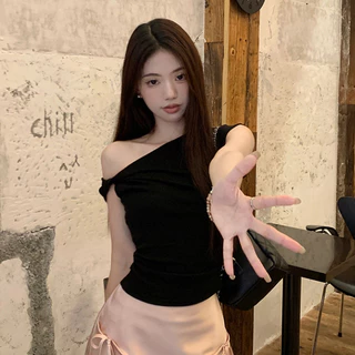 Bella Shop 🌻เสื้อยืดสไตล์เกาหลี💕รออกแบบความรู้สึกไหล่เฉียงเซ็กซี่แขนสั้น✨✨สุภาพสตรีฤดูร้อนความรู้สึกแฟชั่นแขนสั้น