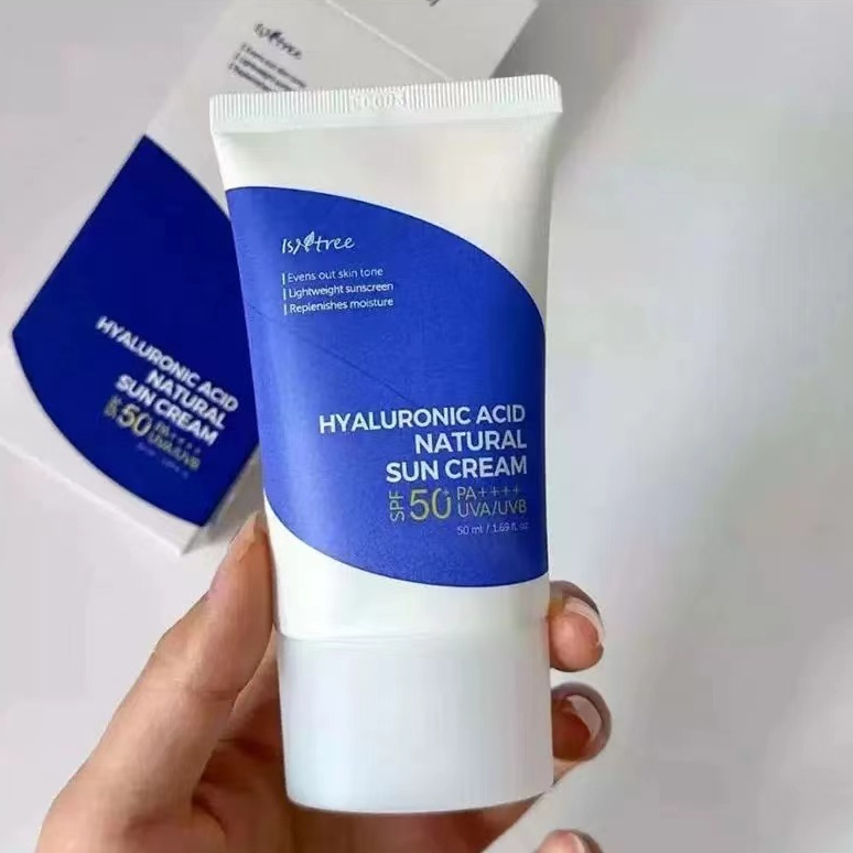 แท้100% ISNTREE Hyaluronic Acid Watery Sun Gel SPF50+ PA++++ 50 ml.กันแดดสูตรอ่อนโยน เนื้อบางเบา เหมาะสำหรับทุกสภาพผิว