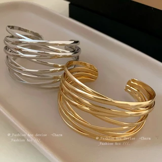 ยุโรปและอเมริกาโลหะข้ามหลายชั้นเปิดสร้อยข้อมือซอกการออกแบบสร้างสรรค์ความรู้สึกสร้อยข้อมืออารมณ์แสงหรูหราความรู้สึกสูงของเครื