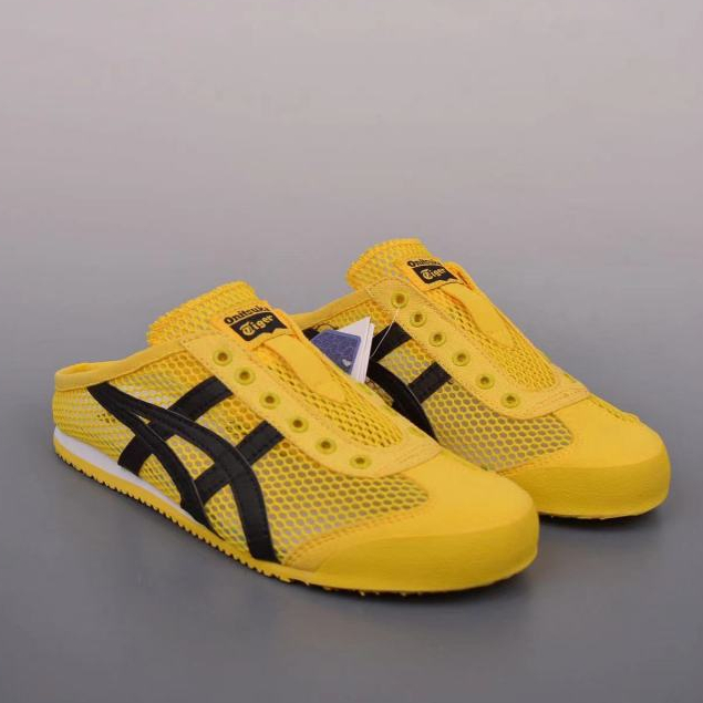 Onitsuka Tiger ฤดูร้อนครึ่งสนับสนุนตาข่ายระบายอากาศ One-Pedal ผู้ชายผู้หญิงสไตล์เดียวกันรองเท้าขี้เกียจรองเท้าชายหาดรองเท้าแตะรองเท้าลําลอง Bruce Lee Y