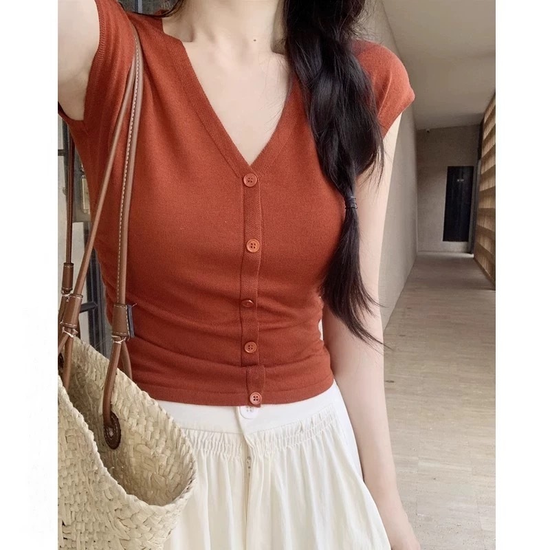 เสื้อยืดแขนสั้นผู้หญิงสไตล์ใหม่เสื้อ จุดต่ําสุด สั้นสลิมฟิตทุกการแข่งขันเสื้อสวมหัวถัก