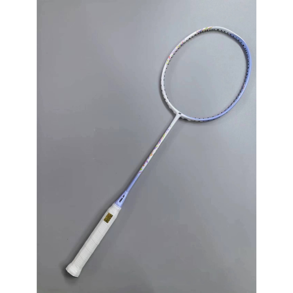 【จัดส่งในวันเดียวกัน】YONEX ไม้แบดมินตัน ASTROX 70 ไม้แบดมินตันพิเศษสำหรับผู้หญิง AX70 4UG5 Free Stri