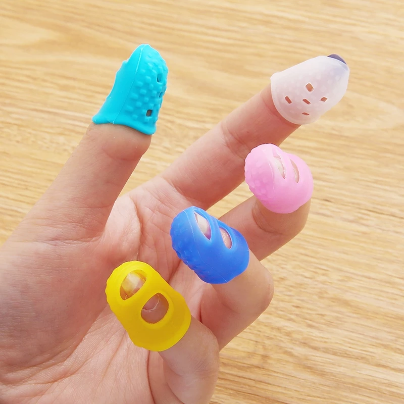 5 ชิ้น DIY Hand-Made เครื่องมือป้องกันนิ้วซิลิโคน Cots Hollow Out Finger Cover