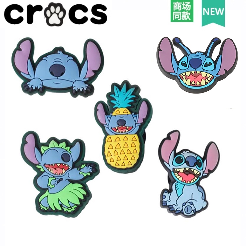 Crocs Carlo Chi รองเท้าอุปกรณ์เสริมตกแต่งหัวเข็มขัดการ์ตูน DIY ที่ถอดออกได้ Zhibixing สไตล์ใหม่รองเท้า Stitch ดอกไม้