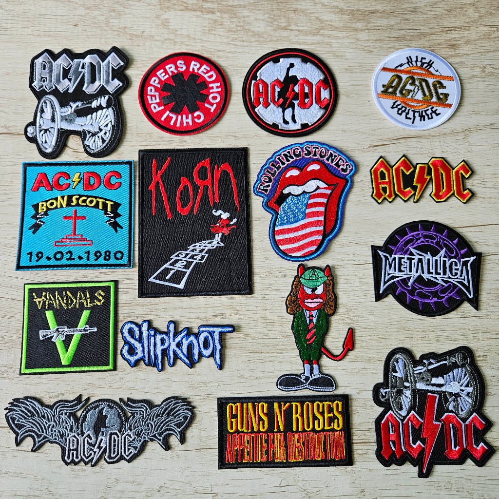 ปรับแต่งโลโก้ยี่ห้อ Patch เครื่องแต่งกายแพทช์ Band DIY เสื้อผ้าเย็บปักถักร้อย Punk Music Applique สติกเกอร์เหล็กบนอุปกรณ์เย็บผ้าหมวก Badge