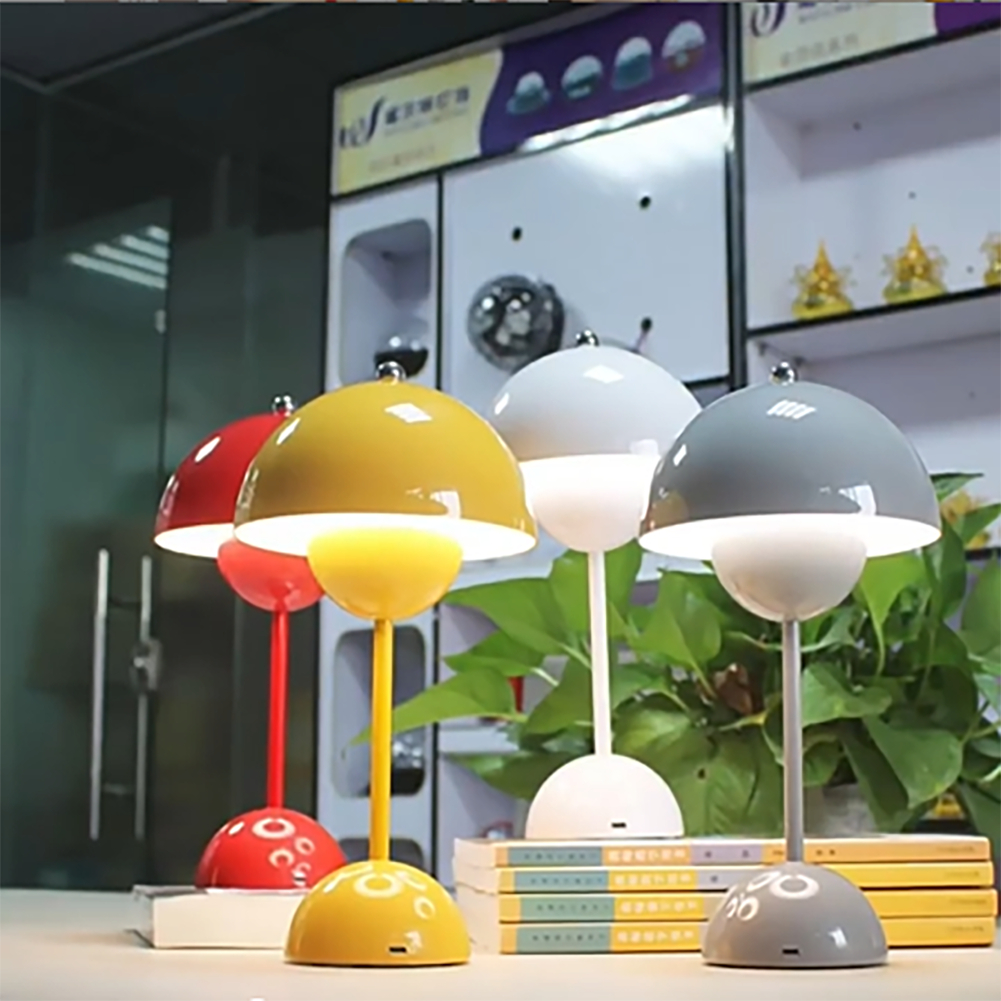 ♪ โคมไฟตั้งโต๊ะ LED สไตล์นอร์ดิก Type-C ชาร์จใหม่ได้ Ins ห้องนอน&อ่านหนังสือ USB สีวิบวับ