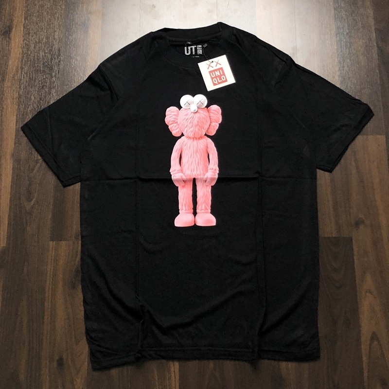 Hotstoreglri Summer T-shirt - เสื้อยืด Uniqlo X KAWS - ตุ๊กตาหมีสีชมพูล้างทั้งตัว