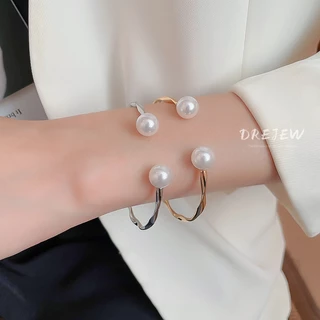 DREJEW เดรช อารมณ์ที่เรียบง่ายคดเคี้ยวคลื่นมุกเปิดสร้อยข้อมือประณีตสร้อยข้อมือระดับไฮเอนด์2024ใหม่บรรยากาศสร้อยข้อมือ