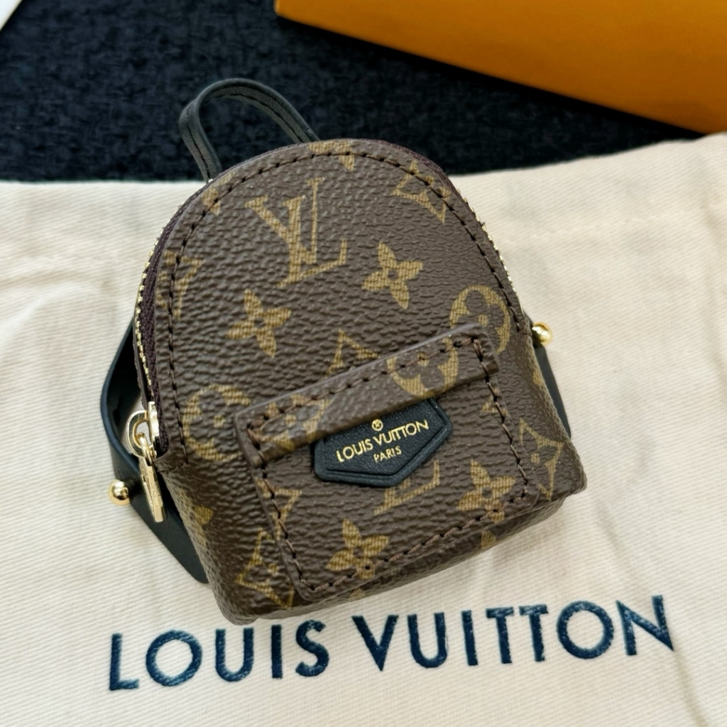 Box+in Stock  Original Louis- Vitt0n LV Mini Backpack พวงกุญแจจี้