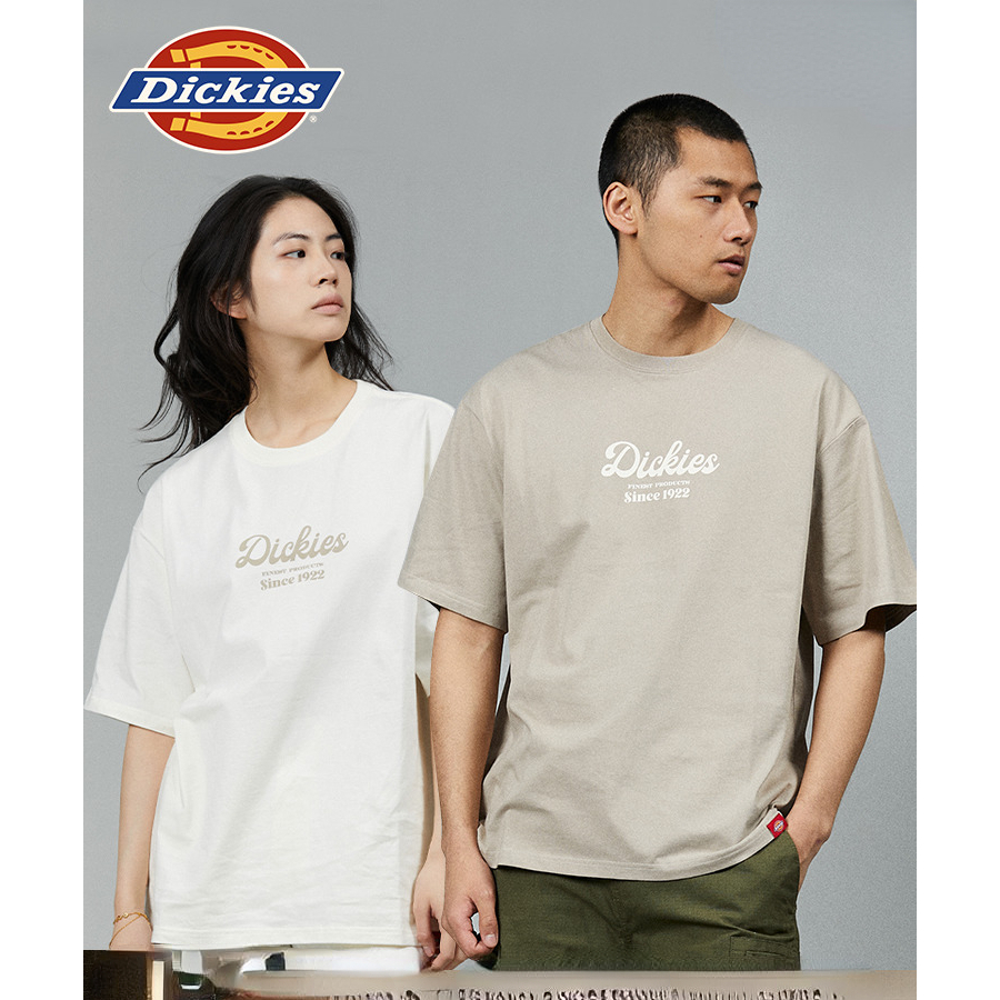Dickie ใหม่โลโก้หลวมพิมพ์สบายๆรอบคอแขนสั้นเสื้อยืดสําหรับคู่รักสวมใส่ภายใน