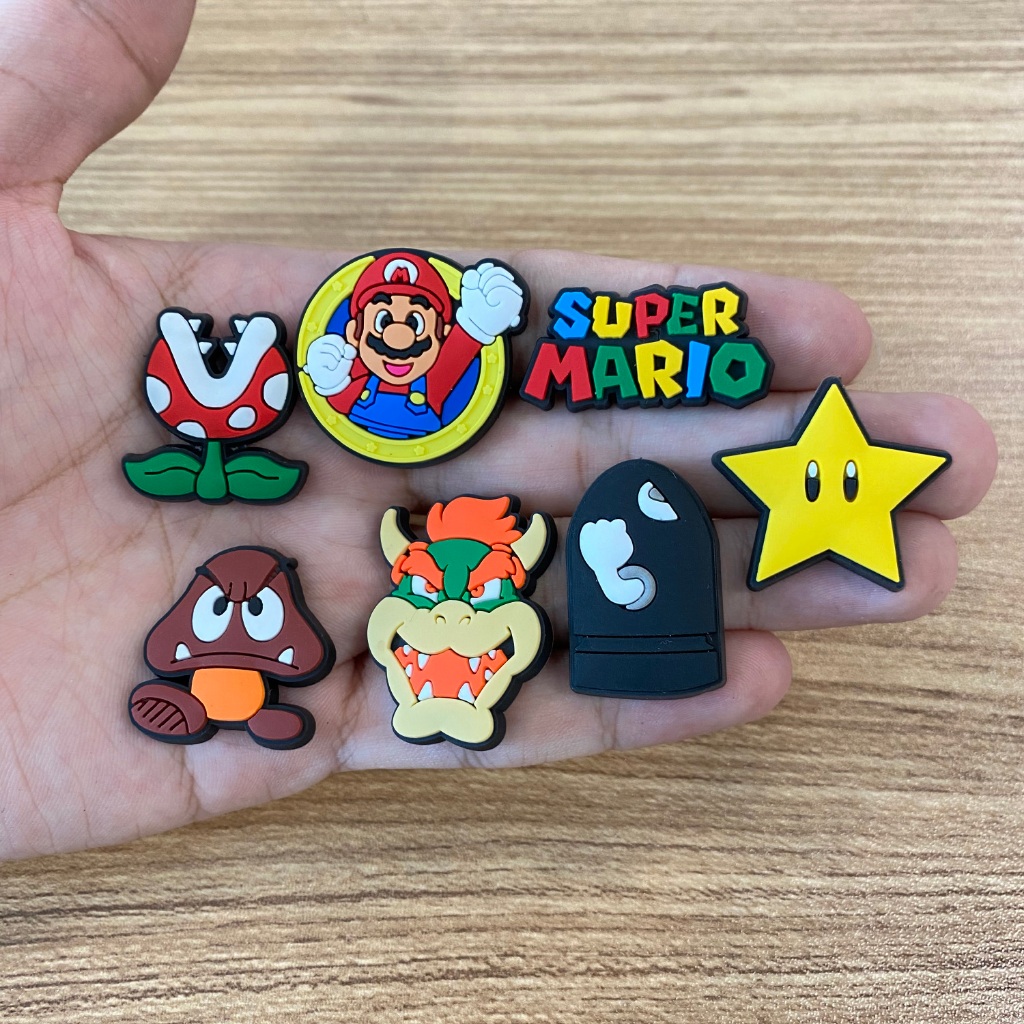 Jibbit รองเท้า Charms การ์ตูนอะนิเมะซีรีส์ตกแต่งอุปกรณ์ตกแต่ง PVC พร้อมปุ่ม