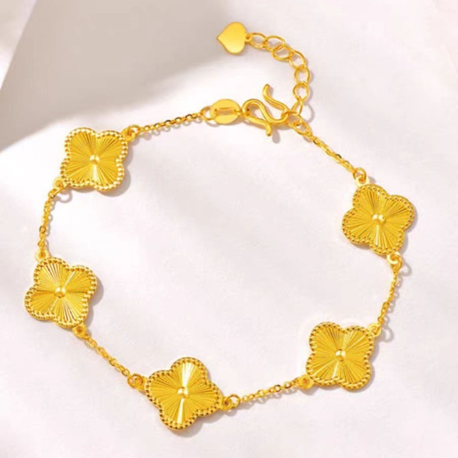 แฟชั่นสร้อยข้อมือโคลเวอร์เกาหลี 18k ดอกไม้ชุบทองสร้อยข้อมือนําโชคสําหรับผู้หญิงเครื่องประดับ