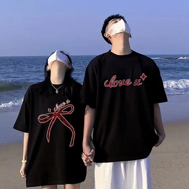 Becoolman-Summer ชุดคู่รัก เสื้อยืด ยอดนิยม โบว์ ความรู้สึกระดับสูง แฟชั่น แมทช์ลุคง่าย แขนสั้น