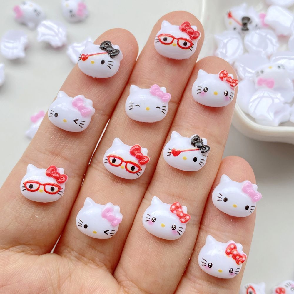 50 ชิ้นผสมสีเรซิ่นมินิน่ารักการ์ตูนฮาโลวีน KT แมวเล็บแบนกลับ Rhinestone Decal ตกแต่ง DIY งานแต่งงานสมุดภาพอุปกรณ์หัตถกรรม