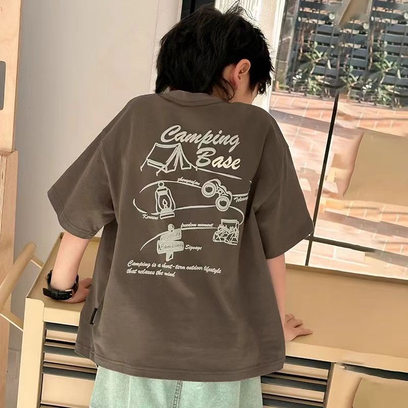 เสื้อยืดแขนสั้นเด็กชายฤดูร้อนสไตล์ใหม่ขนาดกลางขนาดใหญ่เด็กผ้าฝ้ายแท้ด้านบนอินเทรนด์
