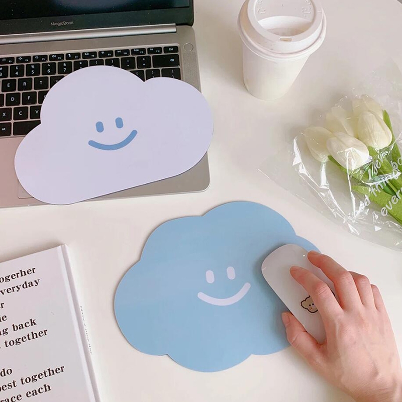 Ins Simple Mouse Pad น่ารัก Cloud Desk Mat Kawaii อุปกรณ์โต๊ะกันน้ํากันลื่นแผ่นฉนวนกันความร้อนตาราง Coster อุปกรณ์สํานักงาน