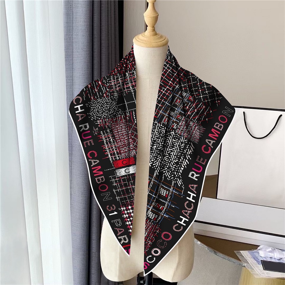 มือพิมพ์ LISA พิมพ์ผ้าพันคอผ้าพันคอผ้าไหมรู้สึกผ้าพันคอพิมพ์ Musilim Lady Hijab 90x90 ซม.