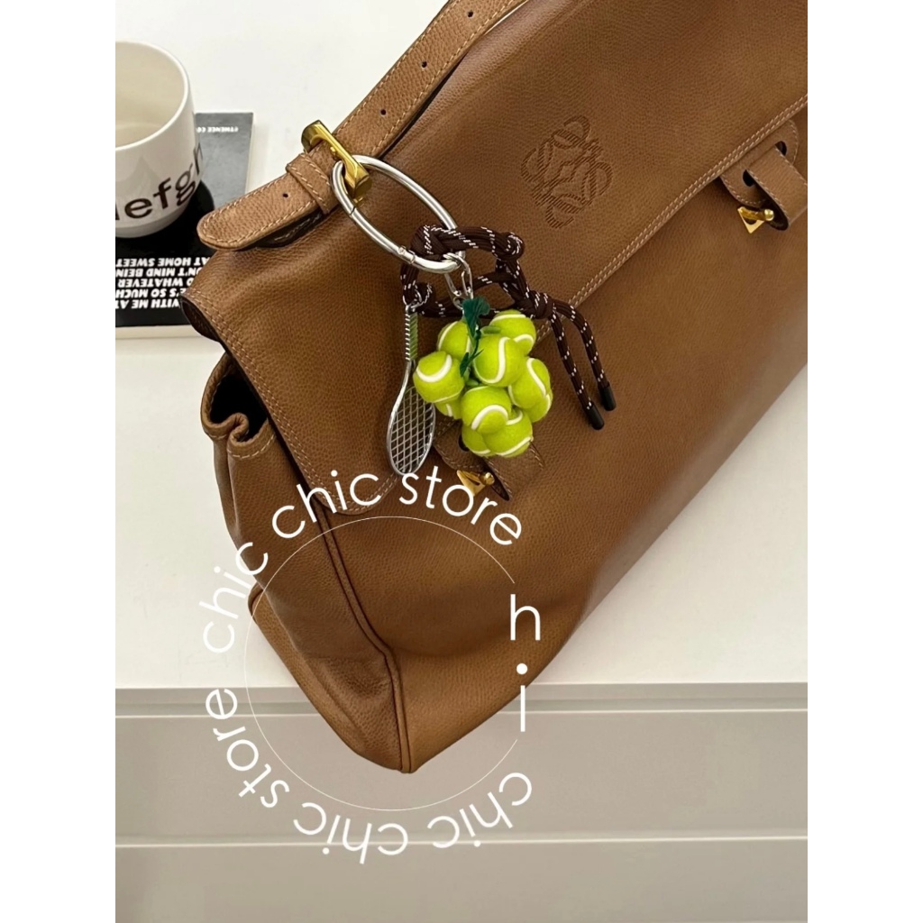 Original Niche สไตล์เกาหลี ins คู่สไตล์เชือกปีนเขา miu Tie Hand เชือกกระเป๋าจี้พวงกุญแจรถแฟชั่นที่ไม่ซ้ํากันสไตล์ใหม่เทนนิส Grape String กระเป๋าจี้คู่