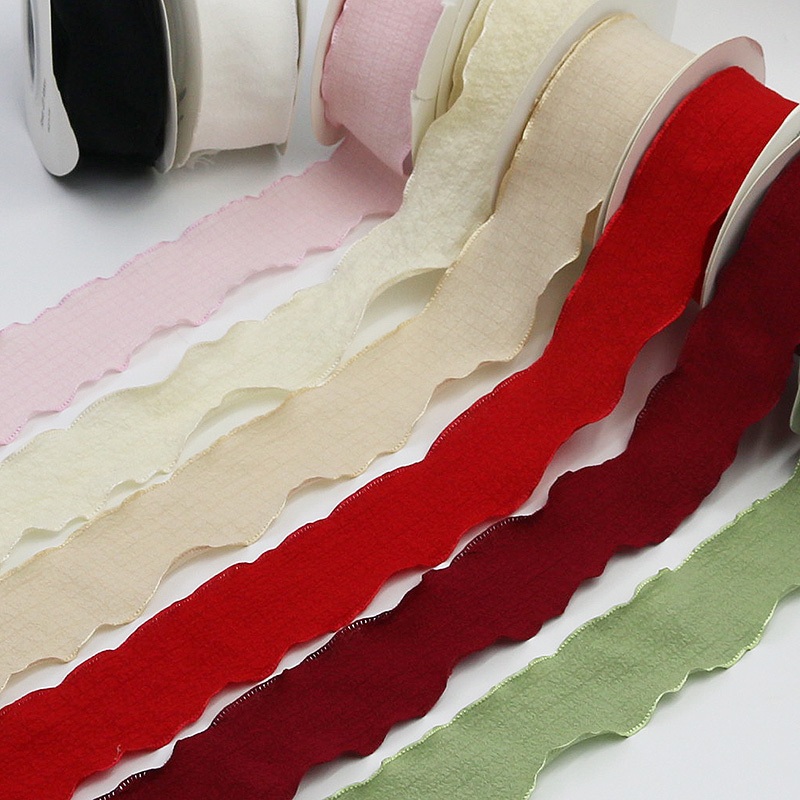 9 เมตร/ม้วน 40 มม.กว้างลูกไม้ Ruffled ริบบิ้นคลื่นขอบ Fishtail เส้นด้ายริบบิ้นดอกไม้เค้กตกแต่งเทศกาล Party บรรจุภัณฑ์ของขวัญผ้าลินิน DIY Handmade Laced-Up