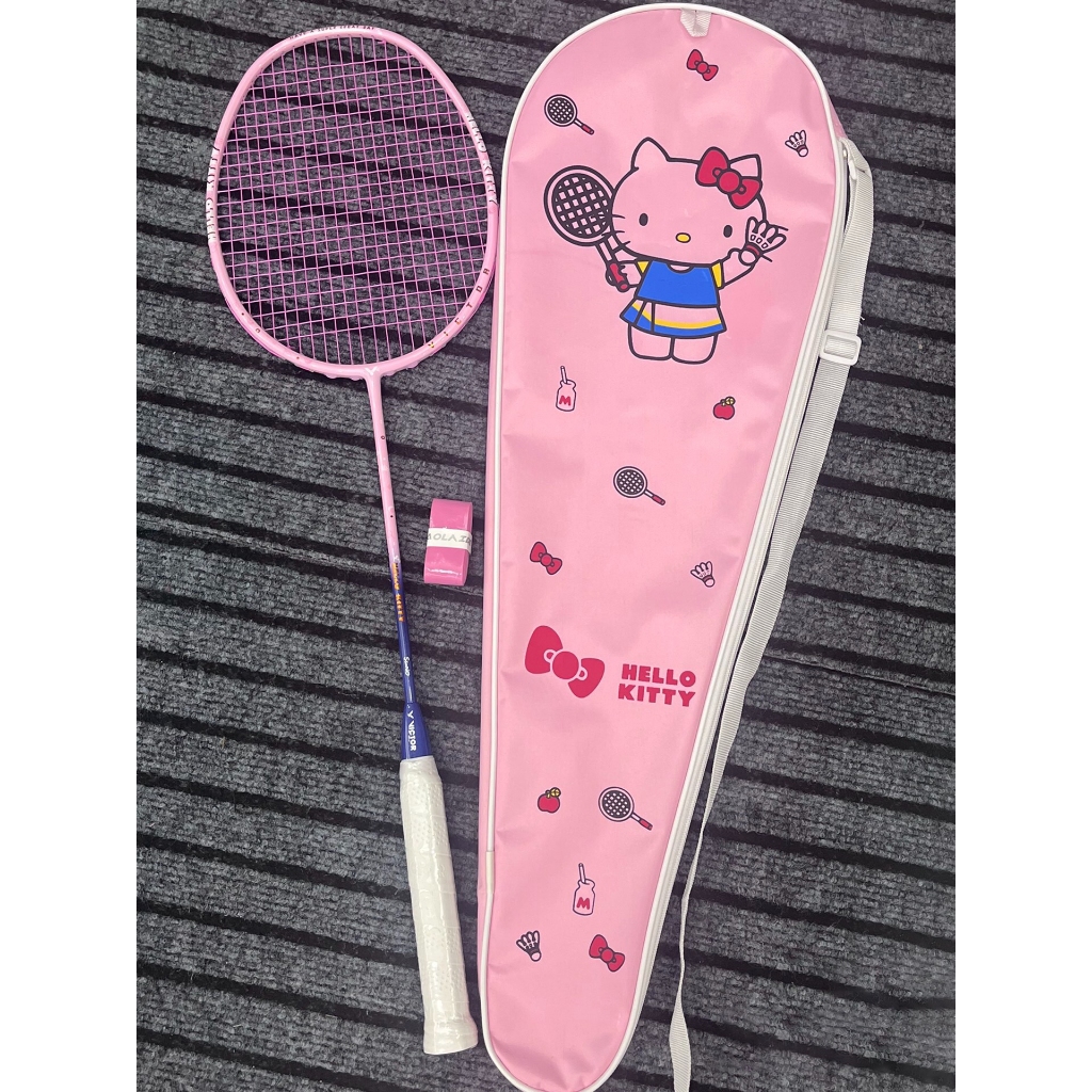 【จัดส่งในวันเดียวกัน】VICTOR ไม้แบดมินตัน THRUSTER KT แร็กเกตแบดมินตันสหกรณ์ Hello Kitty TK-KT 4UG5 W