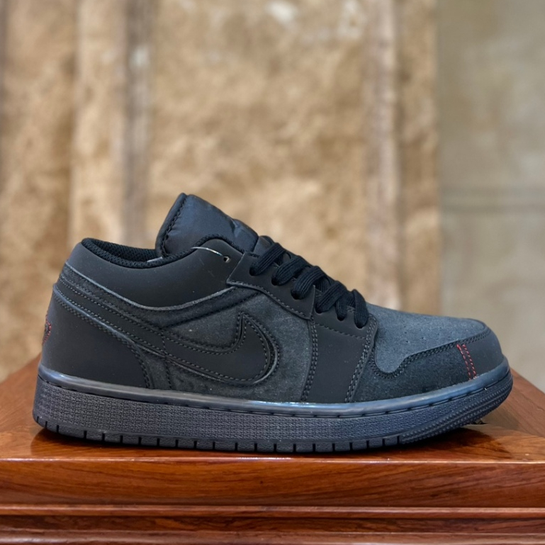 รองเท้าบอร์ดกีฬาสันทนาการ Air Jordan 1 Low FD8635-001